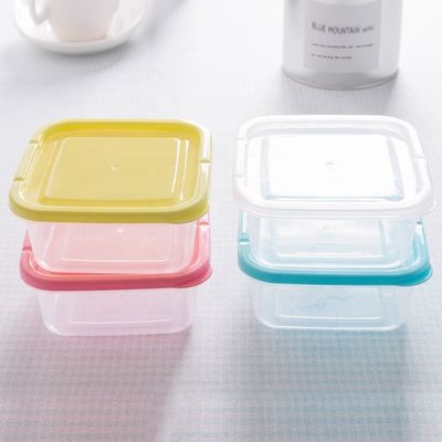 Ruimtebesparende kleine plastic voedselopslagcontainers voor koelkast en magnetron