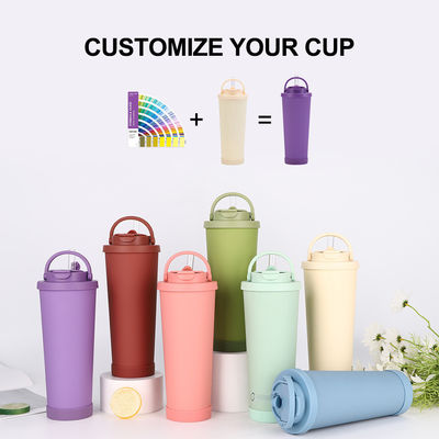 Straw-geïsoleerde tumbler van roestvrij staal met keramische coating-liner en siliconenbasis