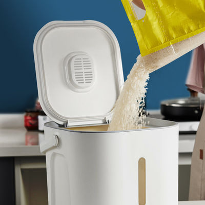 Aanpasbaar logo Voedselkwaliteit PP Plastic Rijstopslagcontainer met lepel 5-10kg lading
