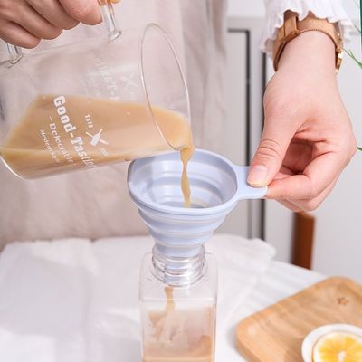 Materiaal voor voedselproducten Keuken Mini zachte siliconen opneembaar opvouwbaar trechter