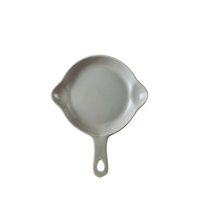 De keramische bakplaten in Nordic-stijl met een enkel handvat van 5 cm en een aangepast logo