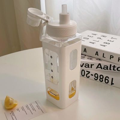 Gym-Ready Kawaii waterfles met 3D-sticker 700ml/900ml Plastic Travel Milk Draagbaar