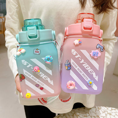 Back to School Essential Geïsoleerde Waterfles met tijdmerker en stro