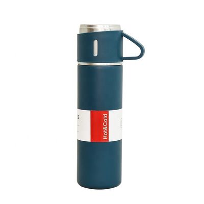 Reis stijlvol met deze dubbelwand vacuüm waterfles met roestvrij staal