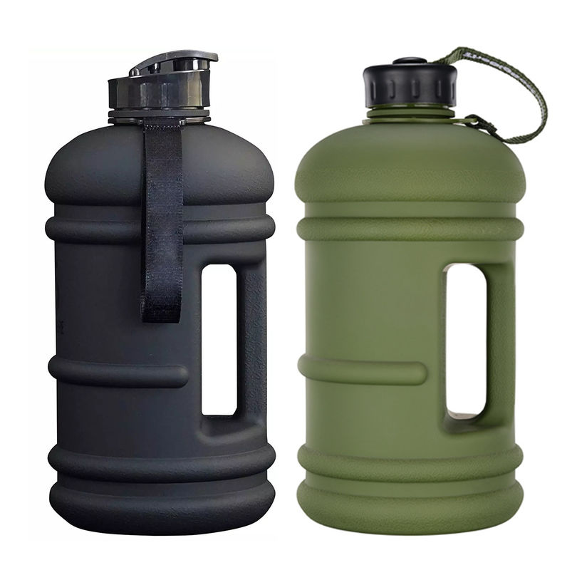 Blijf gehydrateerd onderweg met onze 2,2 liter waterfles zonder BPA en voedselkwaliteit