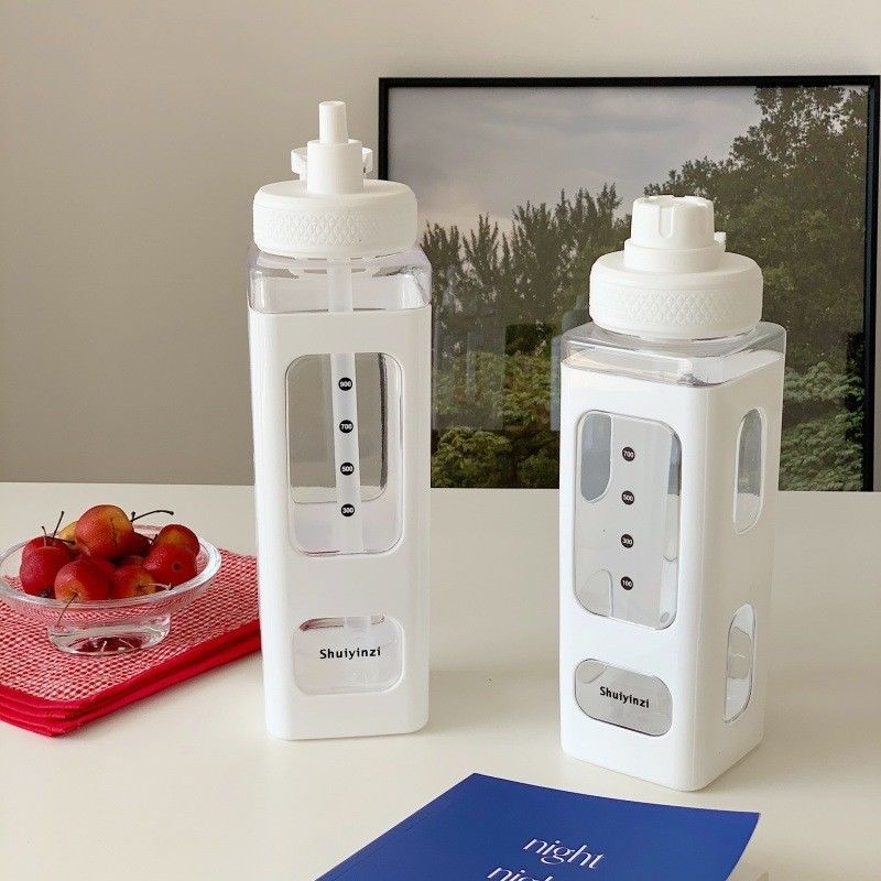 Gym-Ready Kawaii waterfles met 3D-sticker 700ml/900ml Plastic Travel Milk Draagbaar