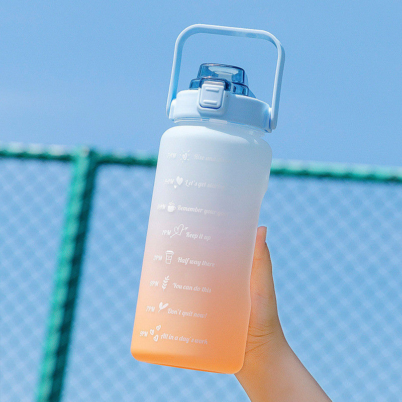 Custom logo Acceptabel 64 oz waterfles Afneembare stro voor fitness en sport